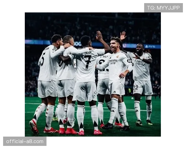 西甲联盟提议从下赛季起,将联赛替补席球员名额增至12人